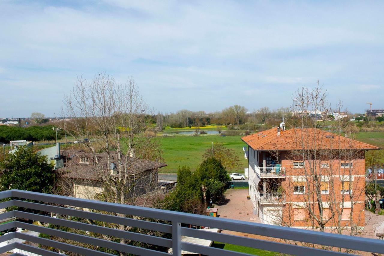 Hotel Sara*** Cesenatico Kültér fotó