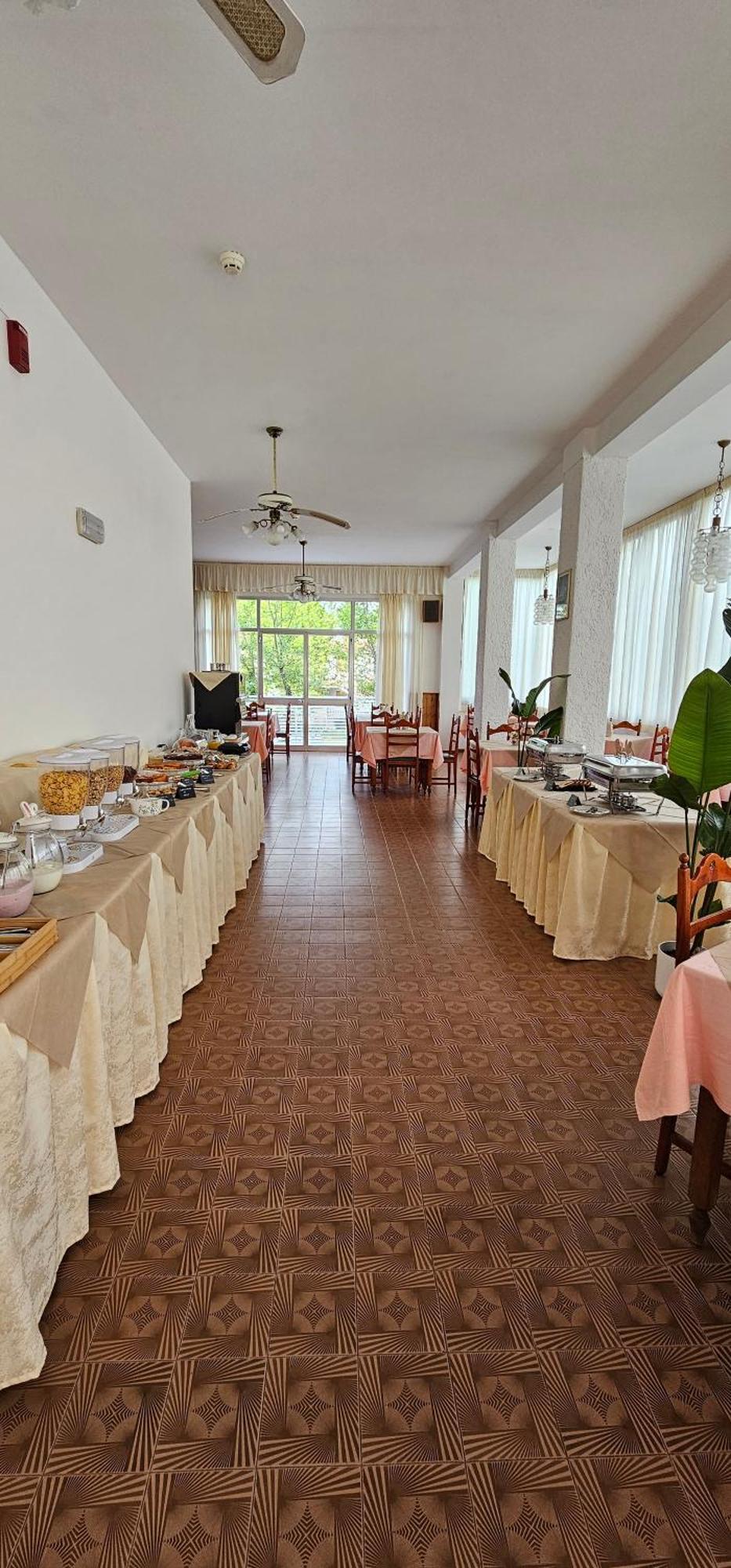 Hotel Sara*** Cesenatico Kültér fotó