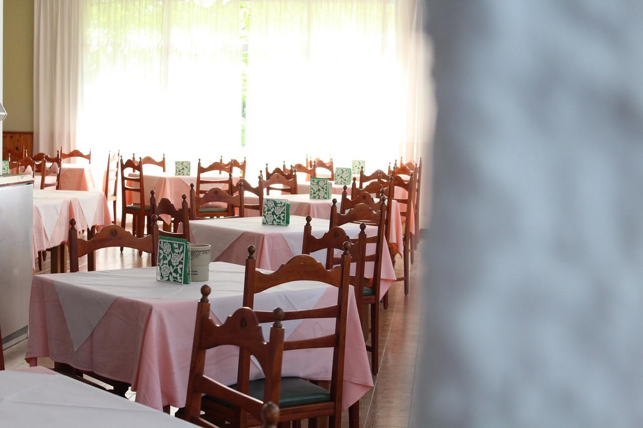 Hotel Sara*** Cesenatico Kültér fotó